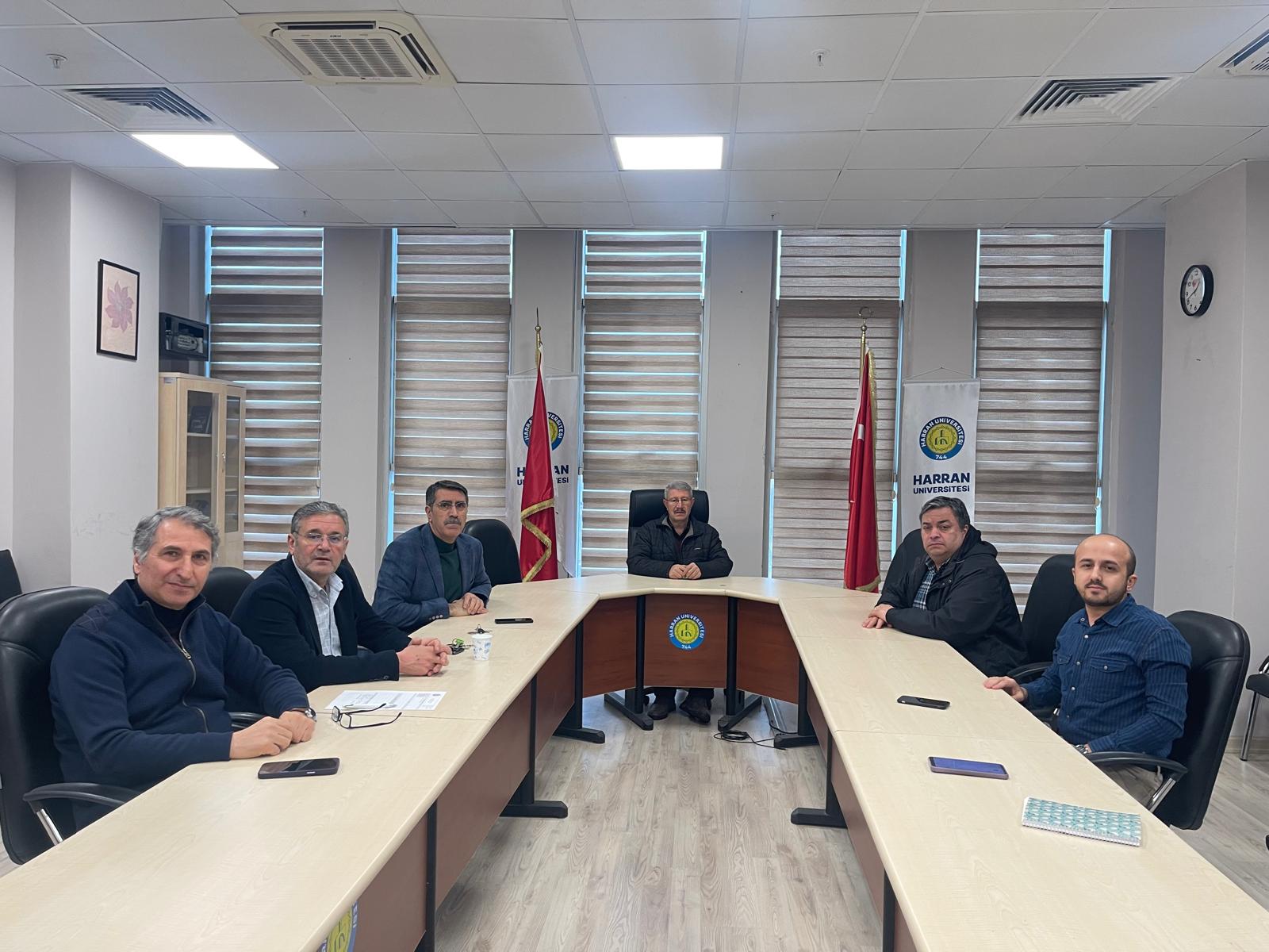 KAMU YÖNETİMİ BÖLÜMÜ AKADEMİK KURUL TOPLANTISI YAPILDI